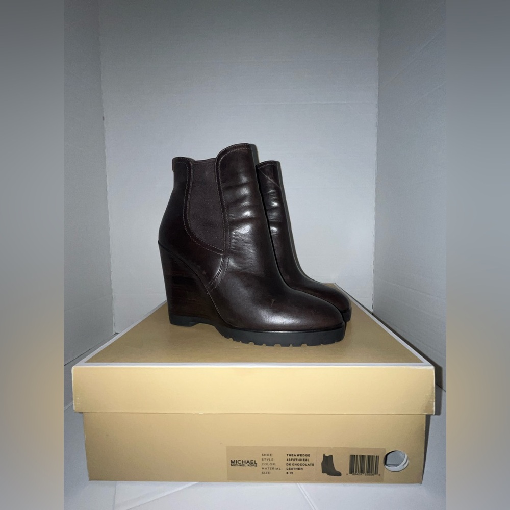 Michael Kors Women's Thea Wedge dark chocolate leather Boots 8